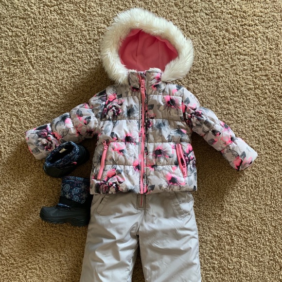 2T Osh Kosh Tollders Snow Suit set and Snow Boots - Picture 2 of 5